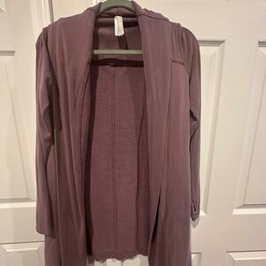 Athleta Pranayama Restore Wrap in Smoky Rose in XSP